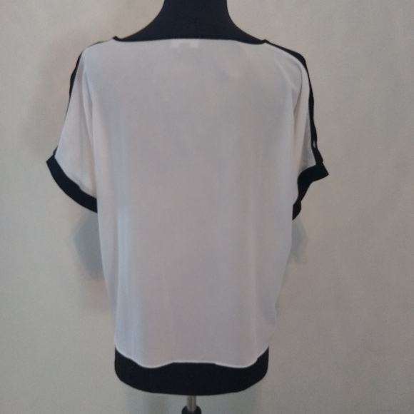 Investments Career Black/White Tie Front Blouse, Size Medium - Picture 3 of 6